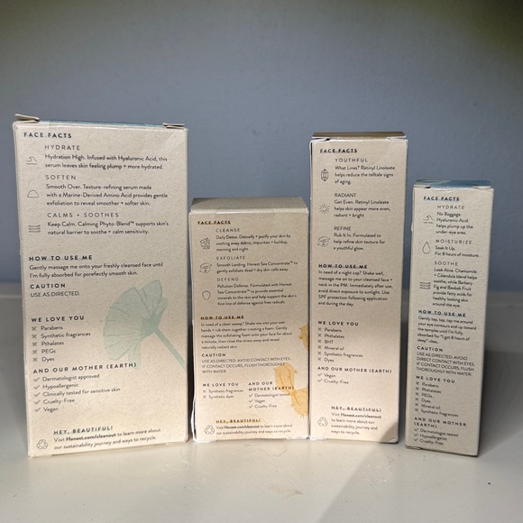 Honest Beauty 4-Piece Skincare Set - Picture 3 of 6